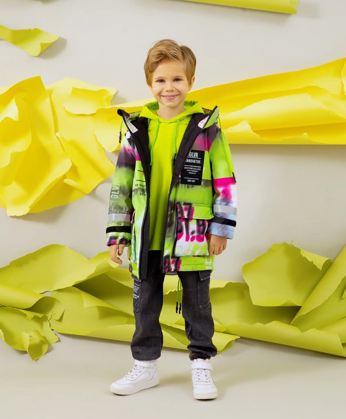 Jachetă de tranziție multicoloră cu glugă de la Gulliver