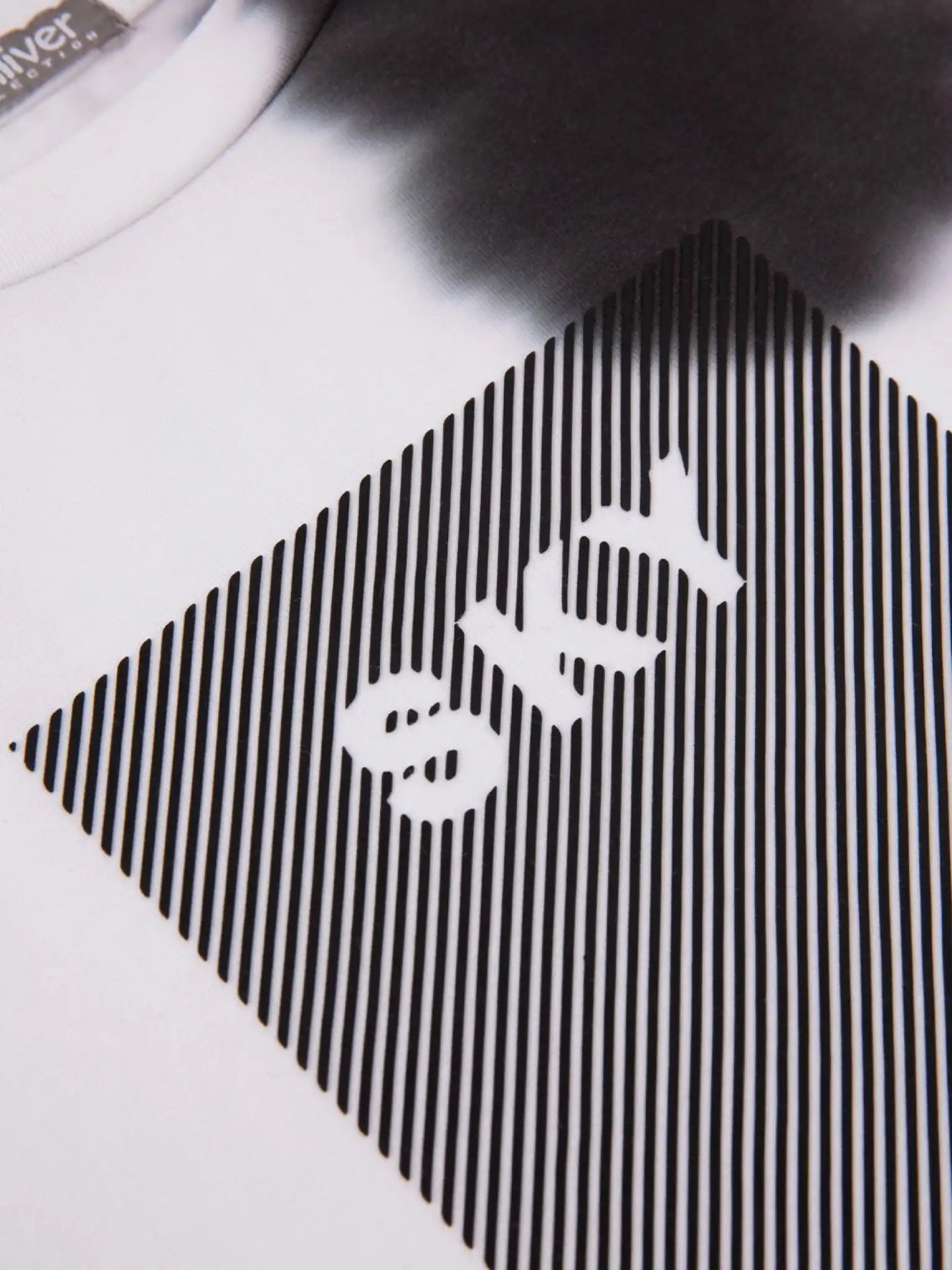 Tricou cu vopsire tie-dye, Gulliver