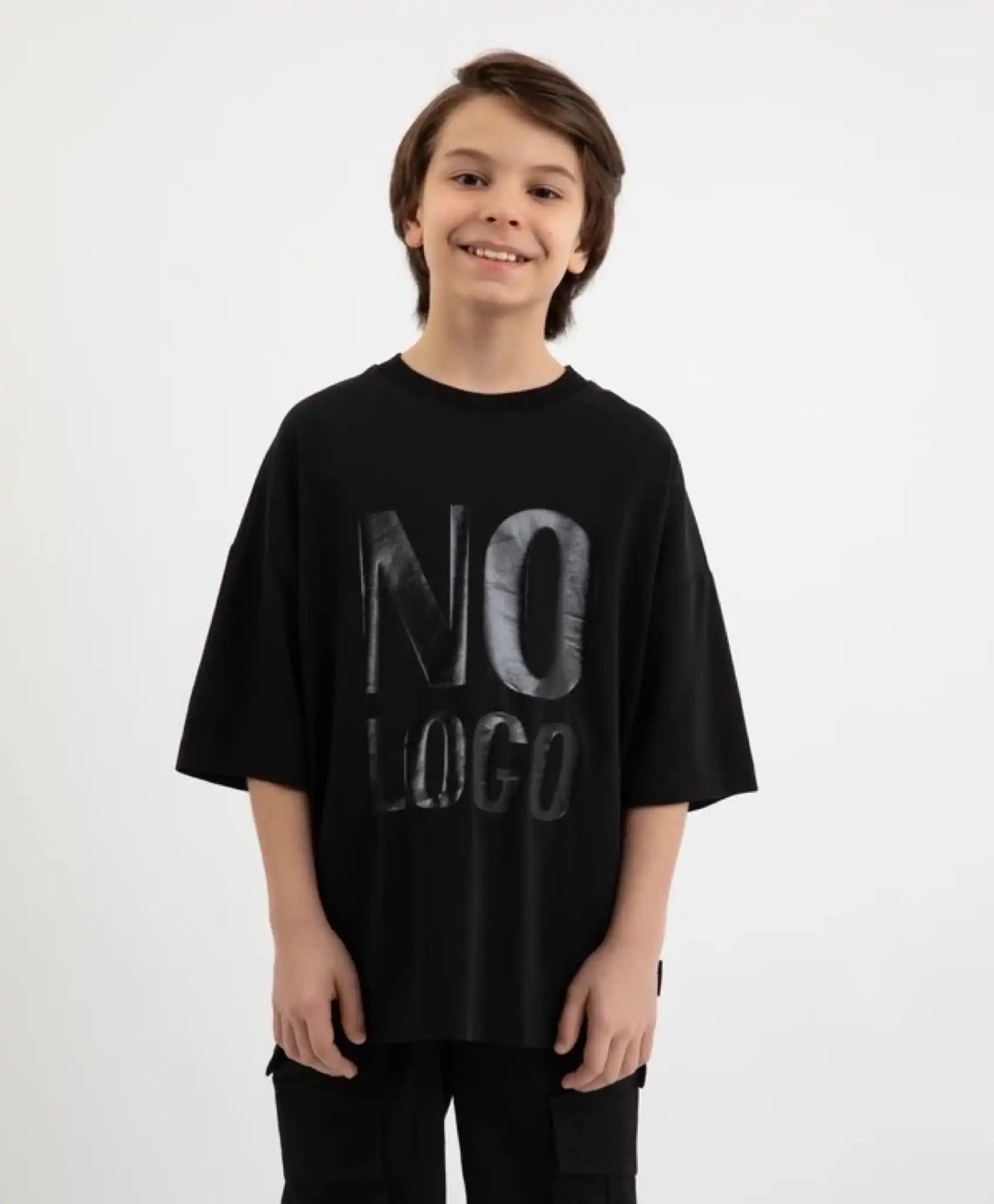 Tricou cu imprimeu lucios în culoarea materialului de bază, negru, pentru băiat, Gulliver