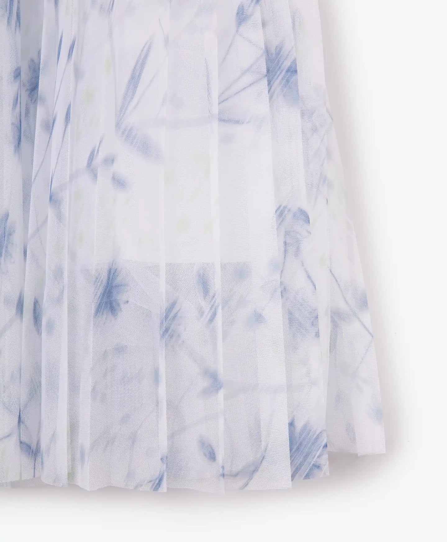 Rochie pentru copii, albă, din plasă plisată cu model floral și căptușeală, Gulliver.