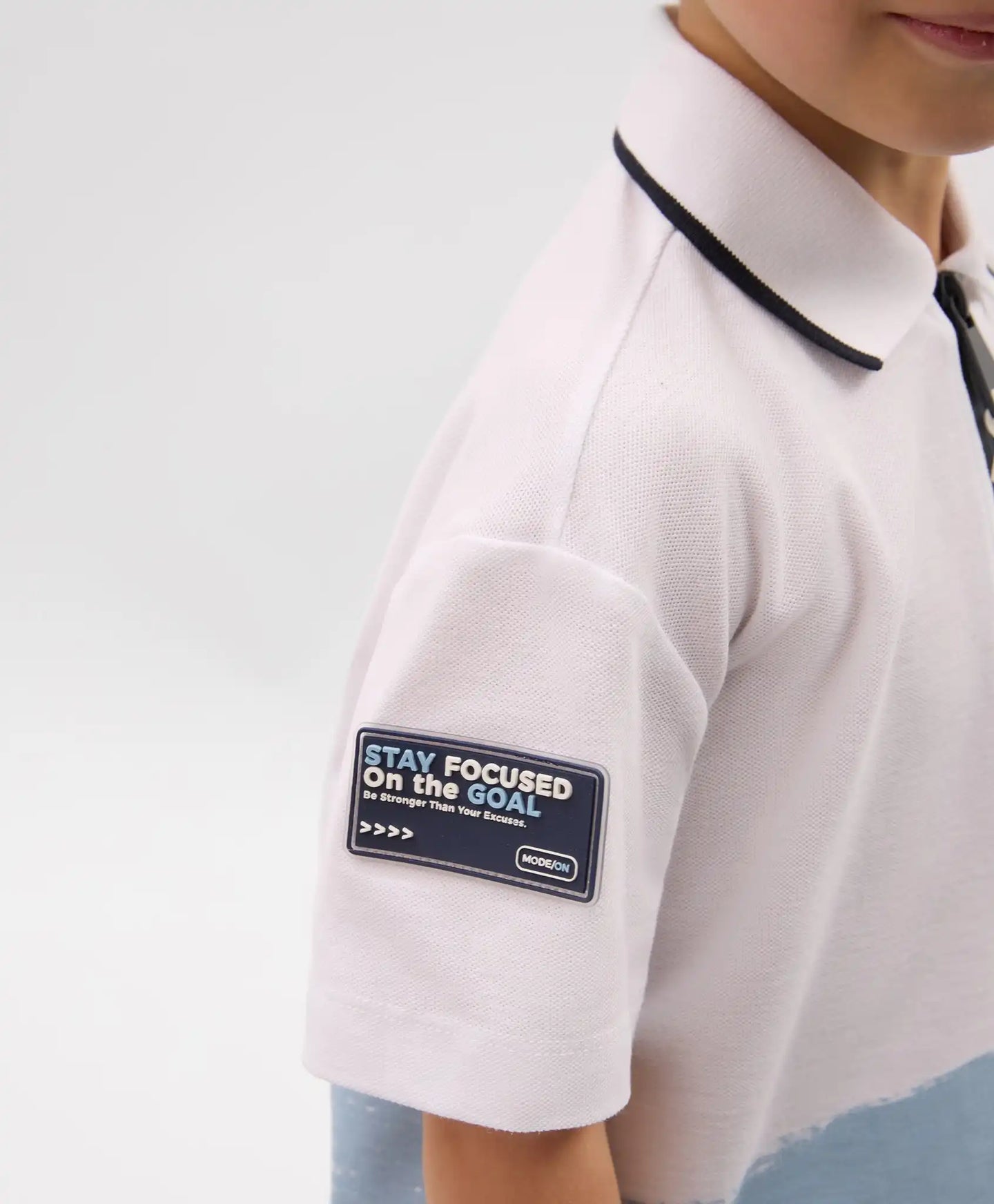 Polo cu mânecă scurtă pentru băiat, alb, cu imprimeu din pique, Gulliver