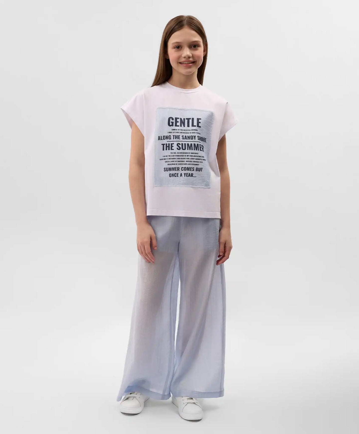 Tricou pentru fată cu siluetă oversize moderată și mânecă scurtă completă, alb, Gulliver