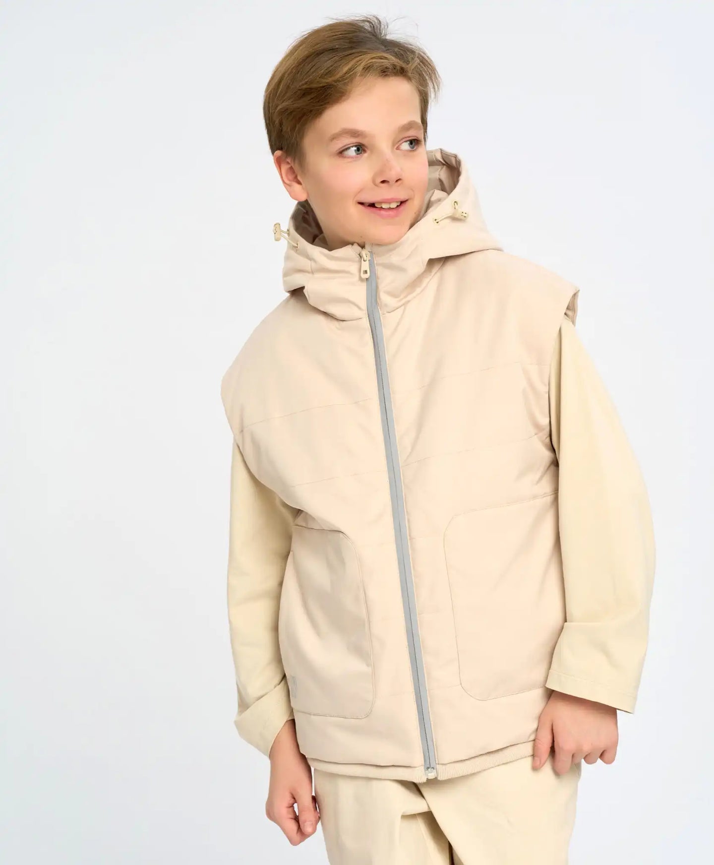 Vestă izolată pentru copii, cu glugă, alb-lăptos, Button Blue