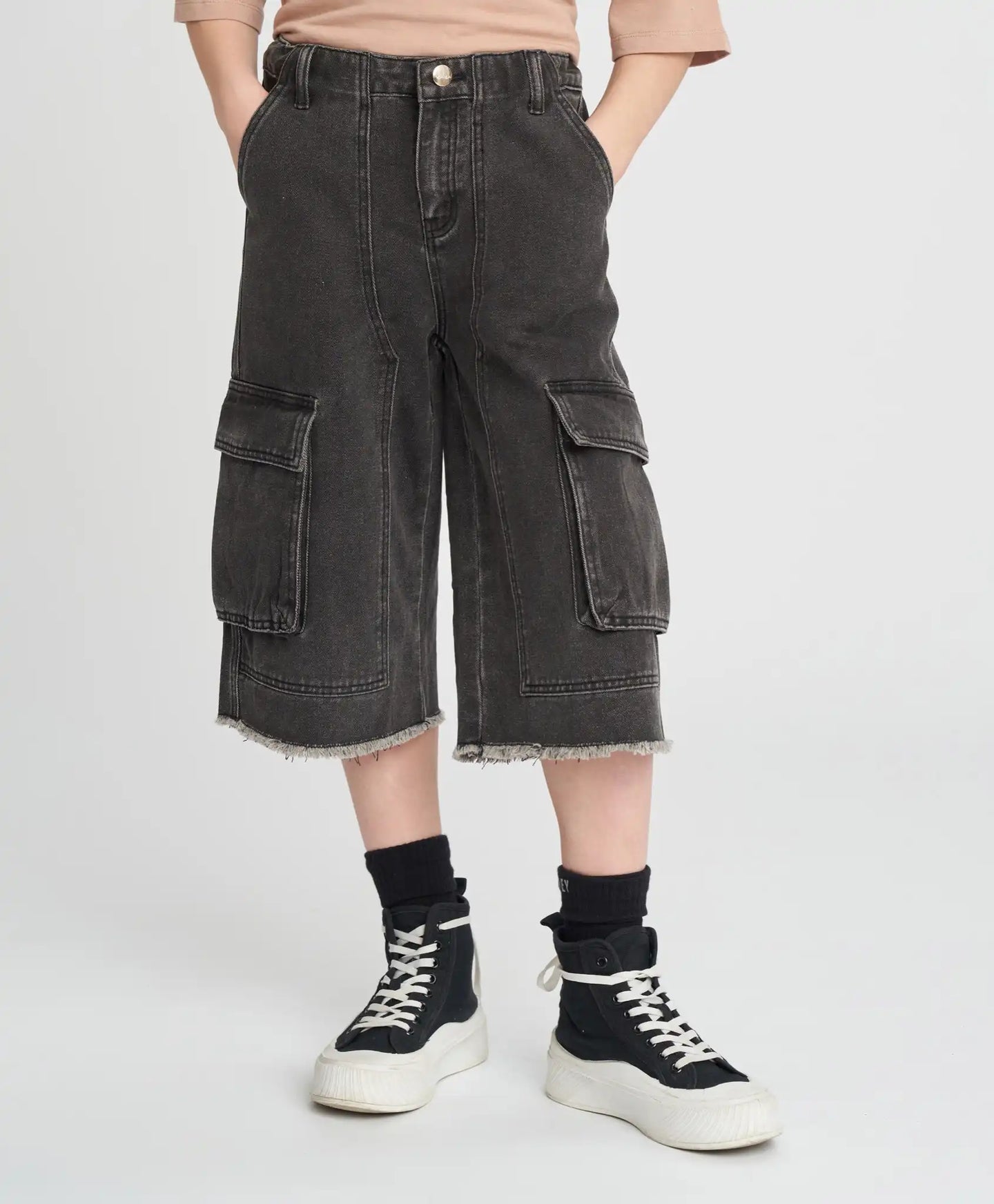 Bermude din denim pentru copii, gri, cu tiv rupt, Button Blue