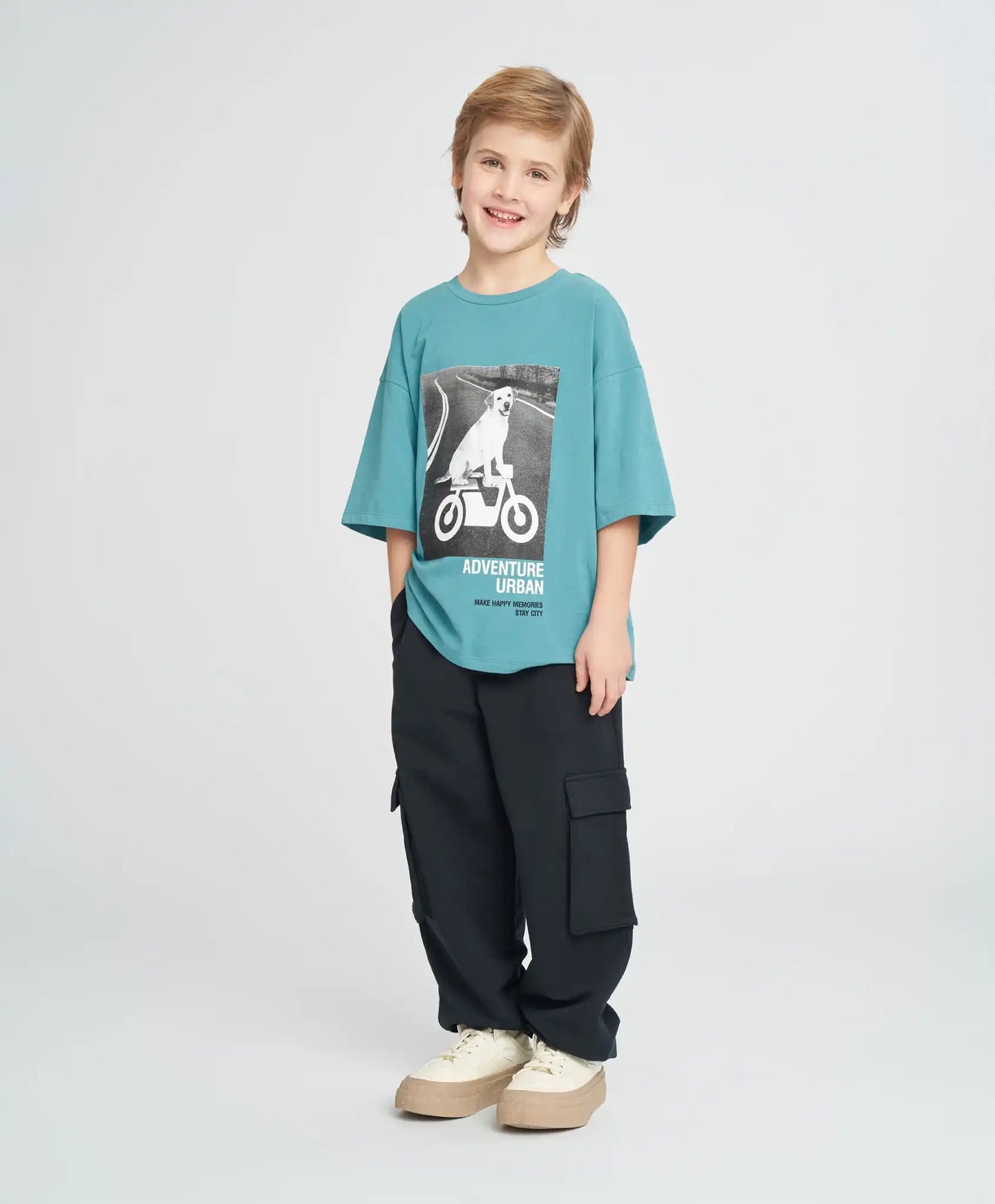 Joggeri cargo pentru copii, negri, cu buzunare, Button Blue