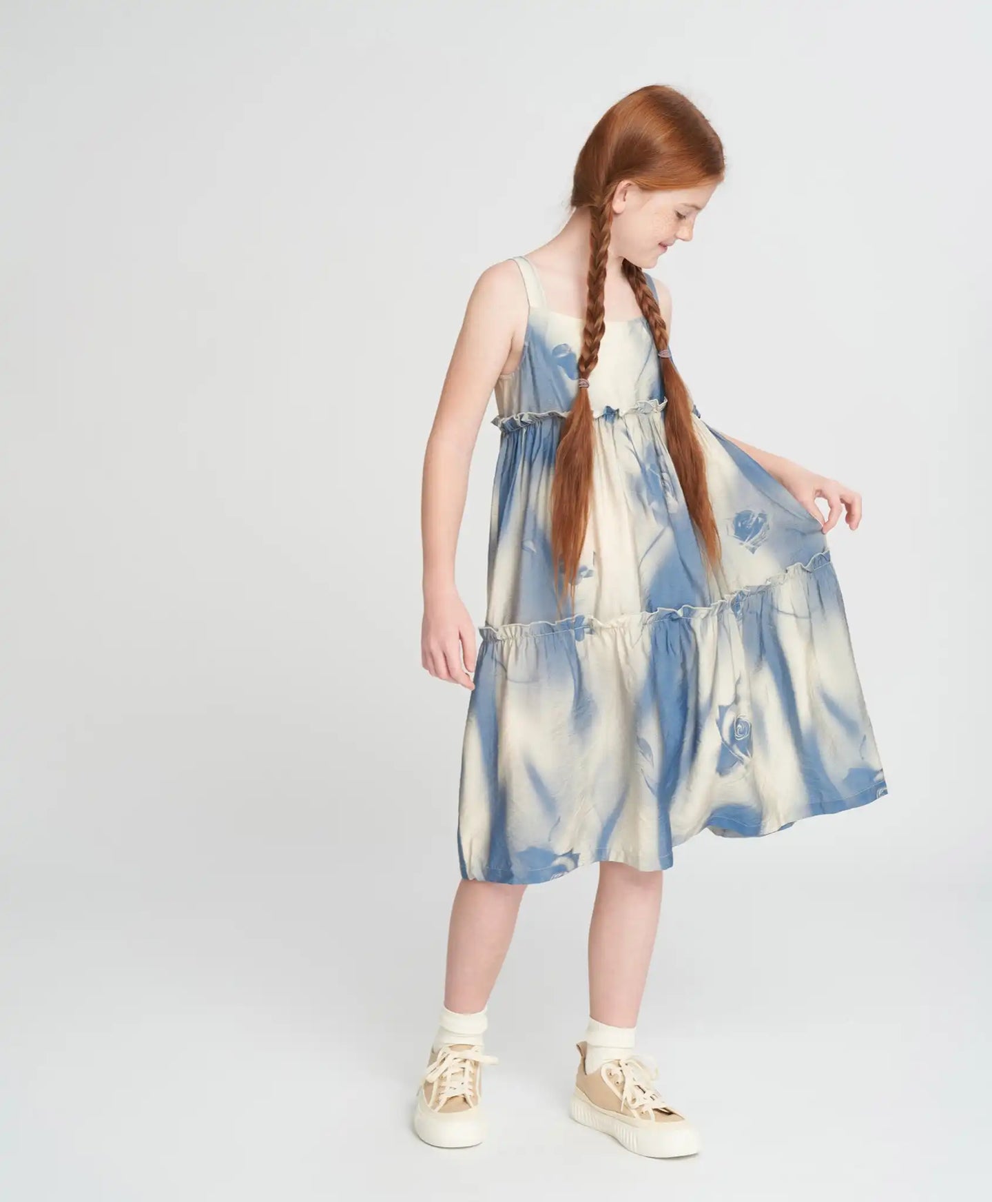 Sărafan cu bretele subțiri pentru fetiță, cu volan, multicolor Button Blue.