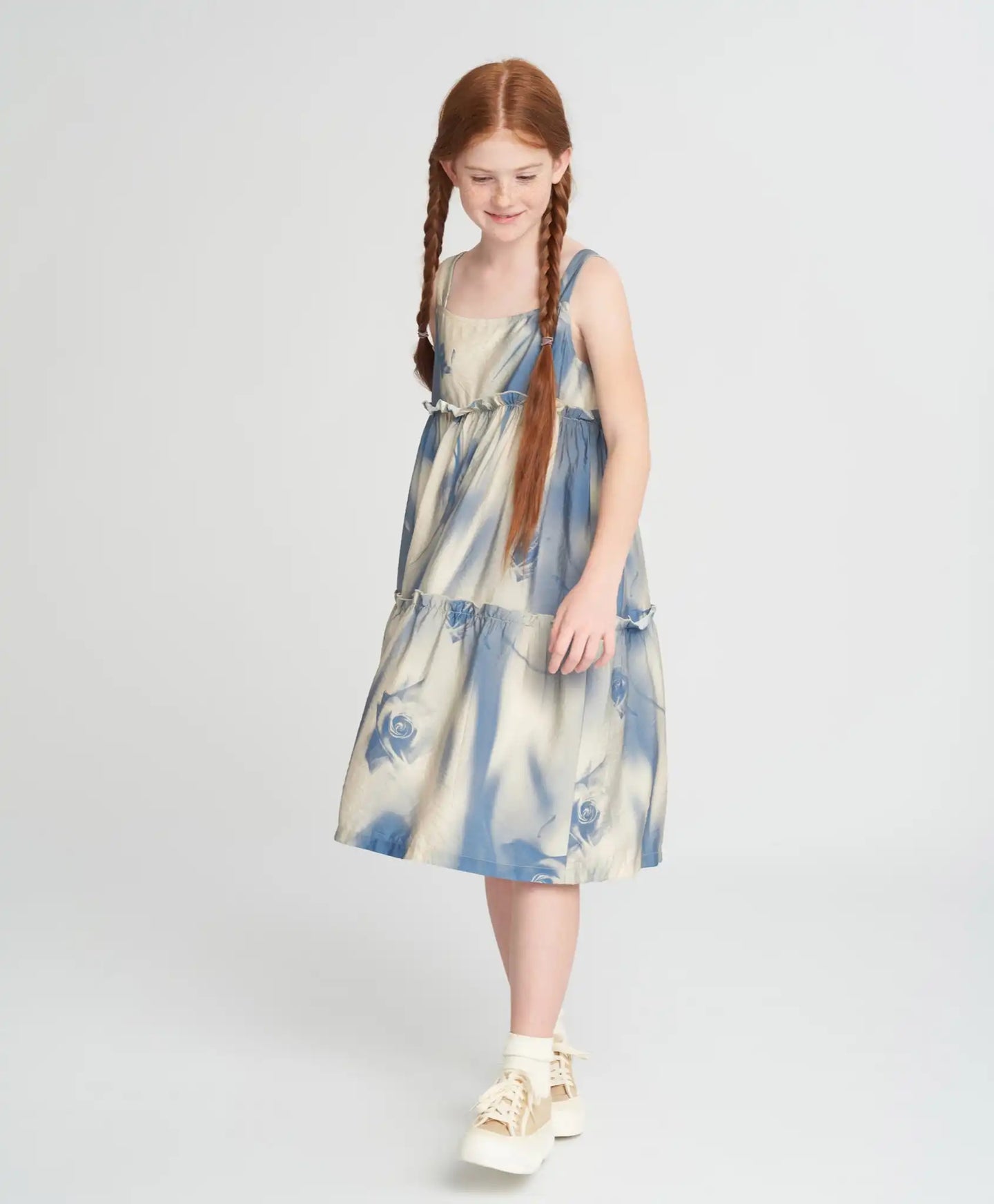 Sărafan cu bretele subțiri pentru fetiță, cu volan, multicolor Button Blue.