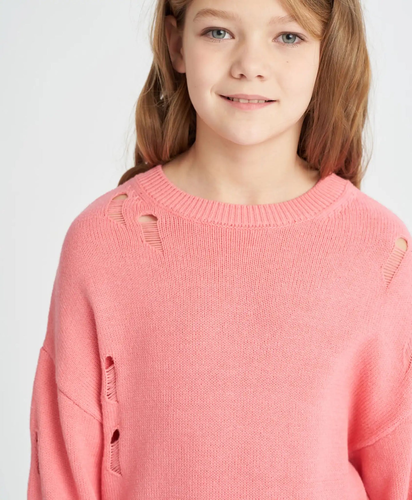 Pulover pentru fete corai cu efect de rupturi, oversized Button Blue