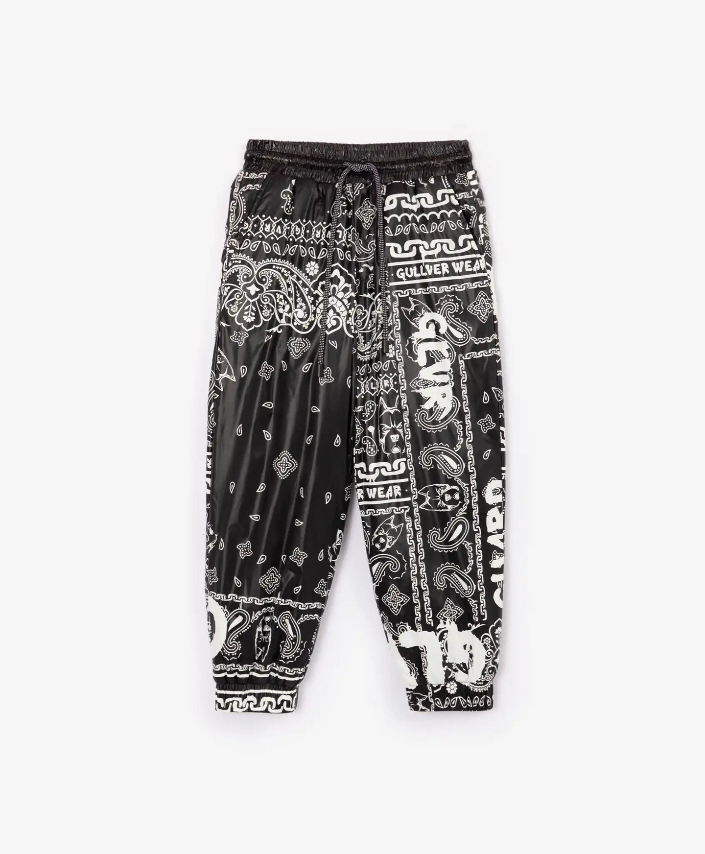 Pantaloni cu căptușeală neagră, Gulliver