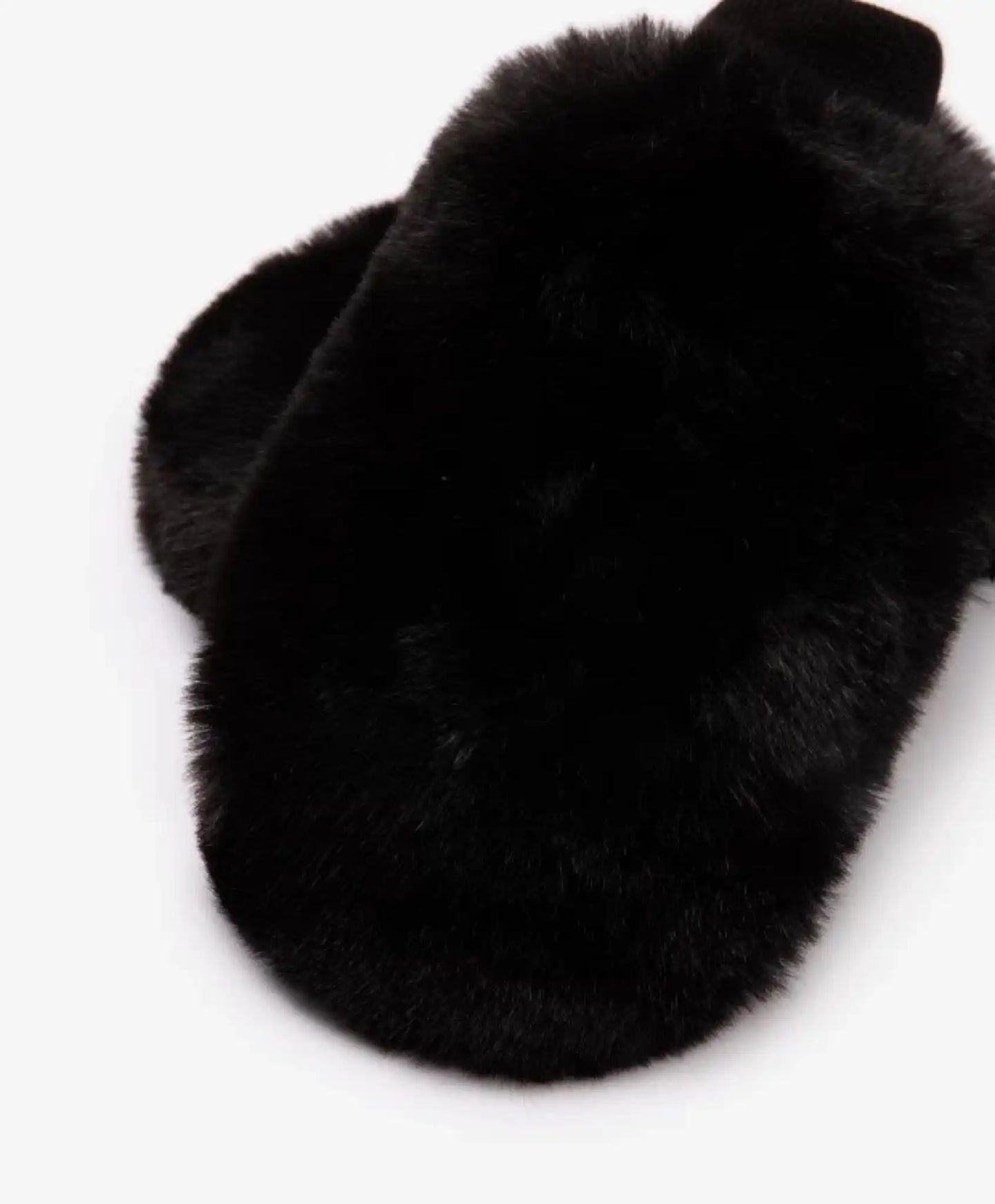 Mănuși negre de la Gulliver