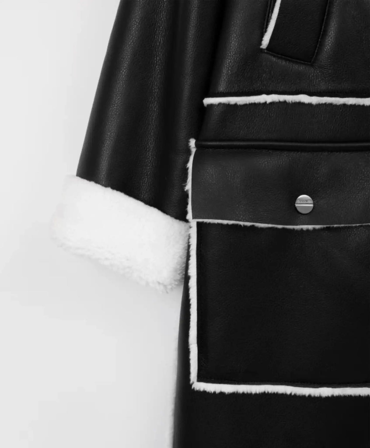 Jachetă din piele de oaie neagră, Gulliver