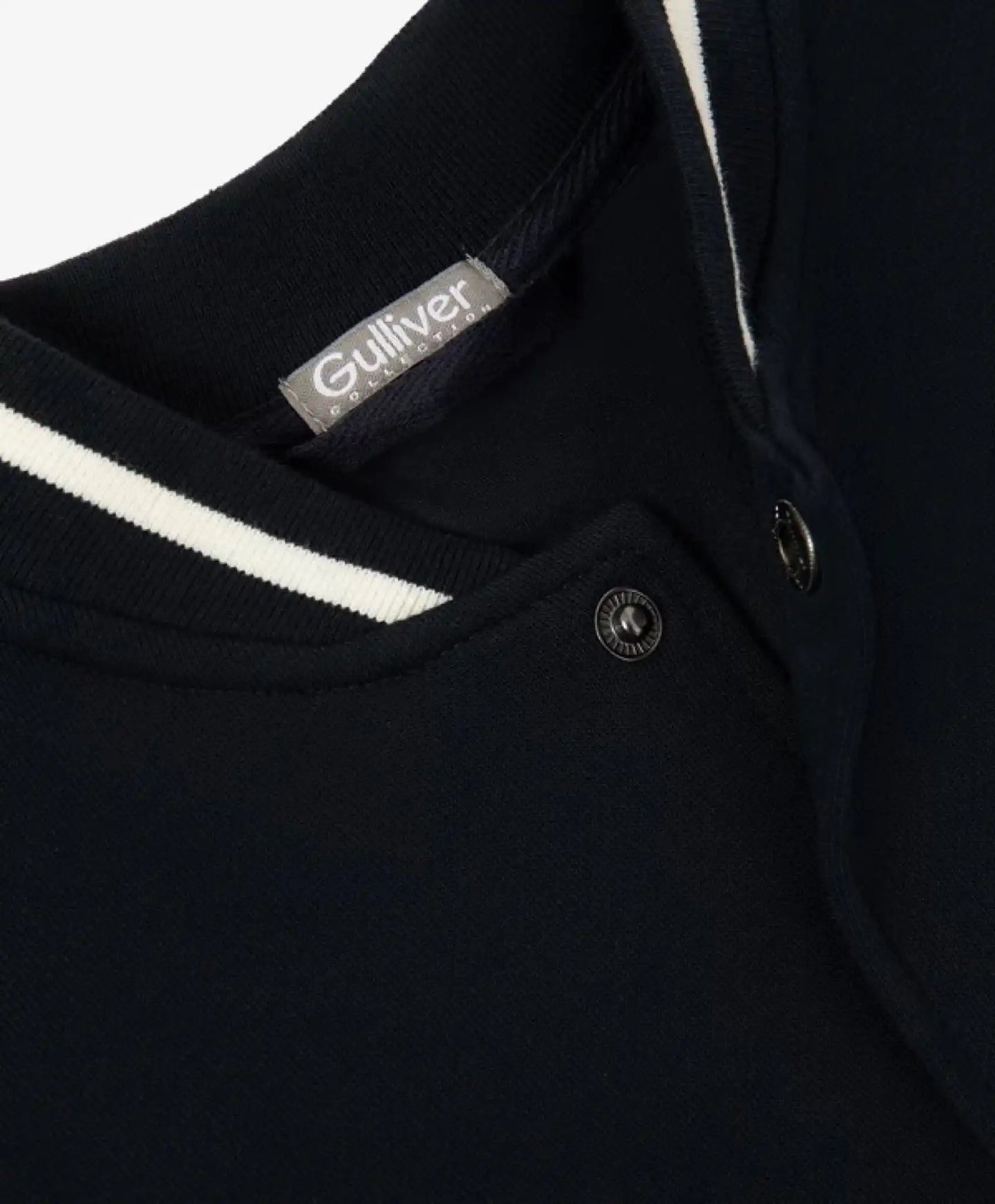 Jachetă bomber din tricot cu imprimeu și aplicații albastre pentru băieți Gulliver