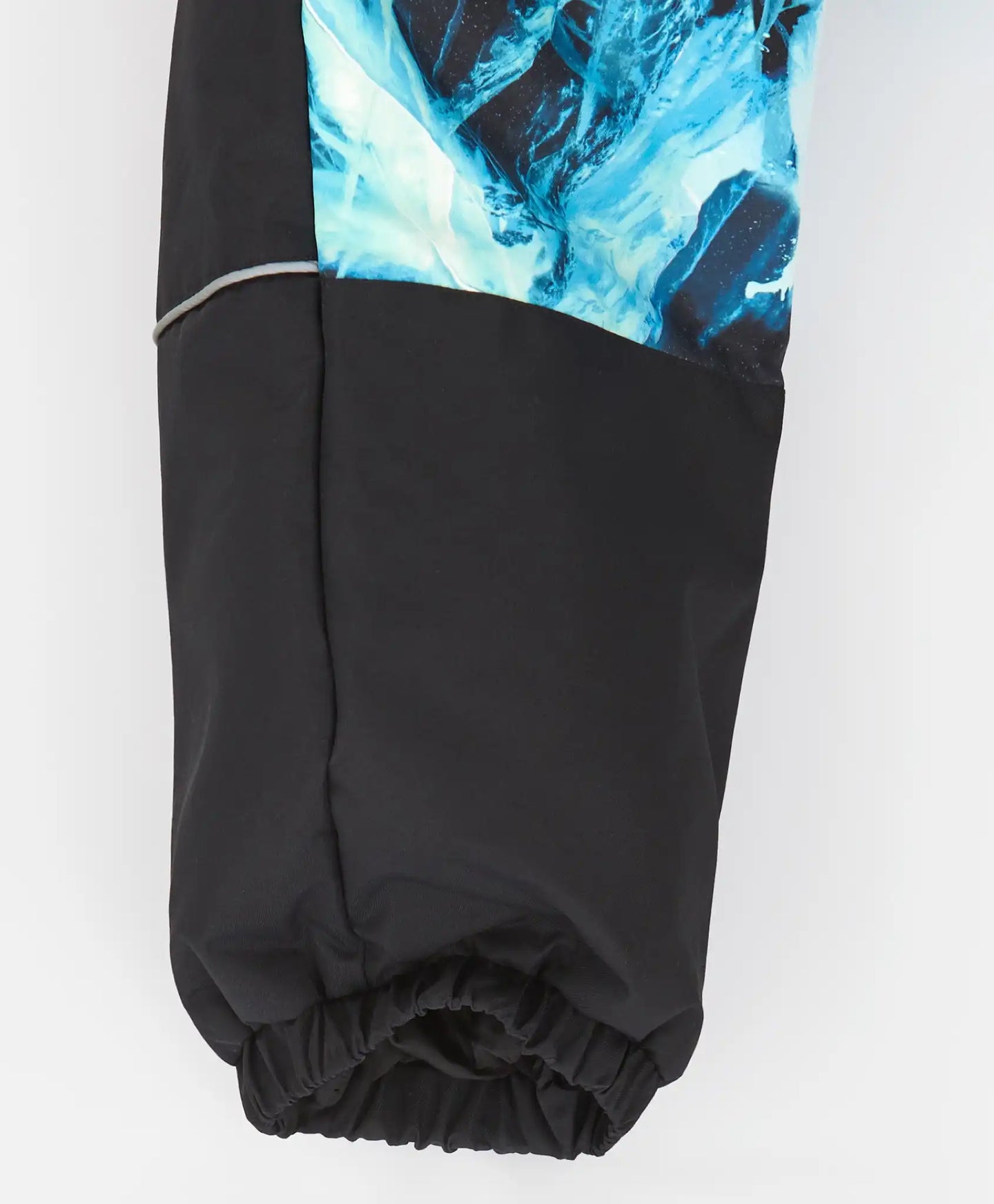 Salopetă impermeabilă de sezon intermediar cu glugă, bretele cusute și imprimeu multicolor, pentru băiat, Button Blue