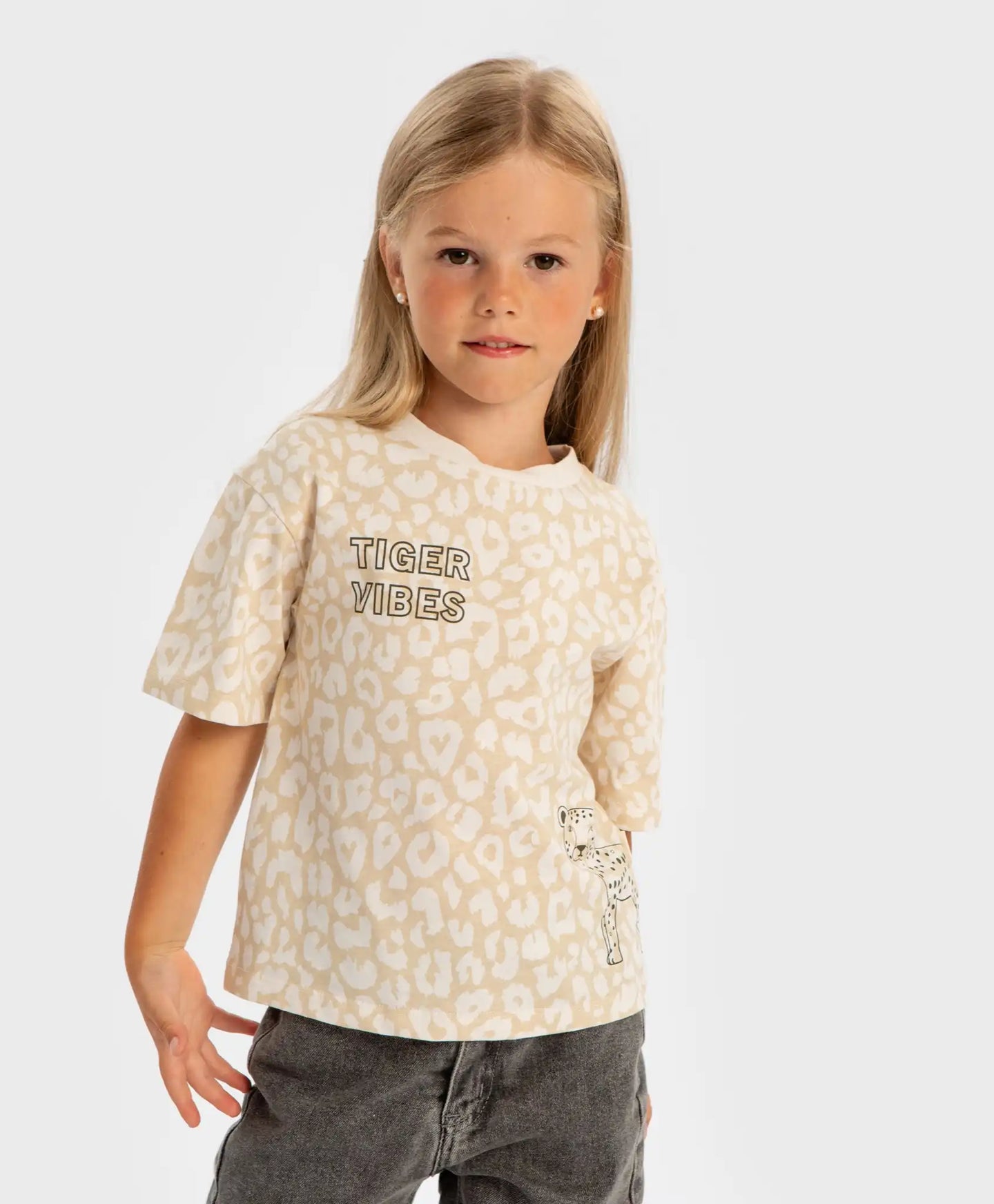 Tricou cu mâneci scurte și imprimeu leopard bej pentru fete Button Blue