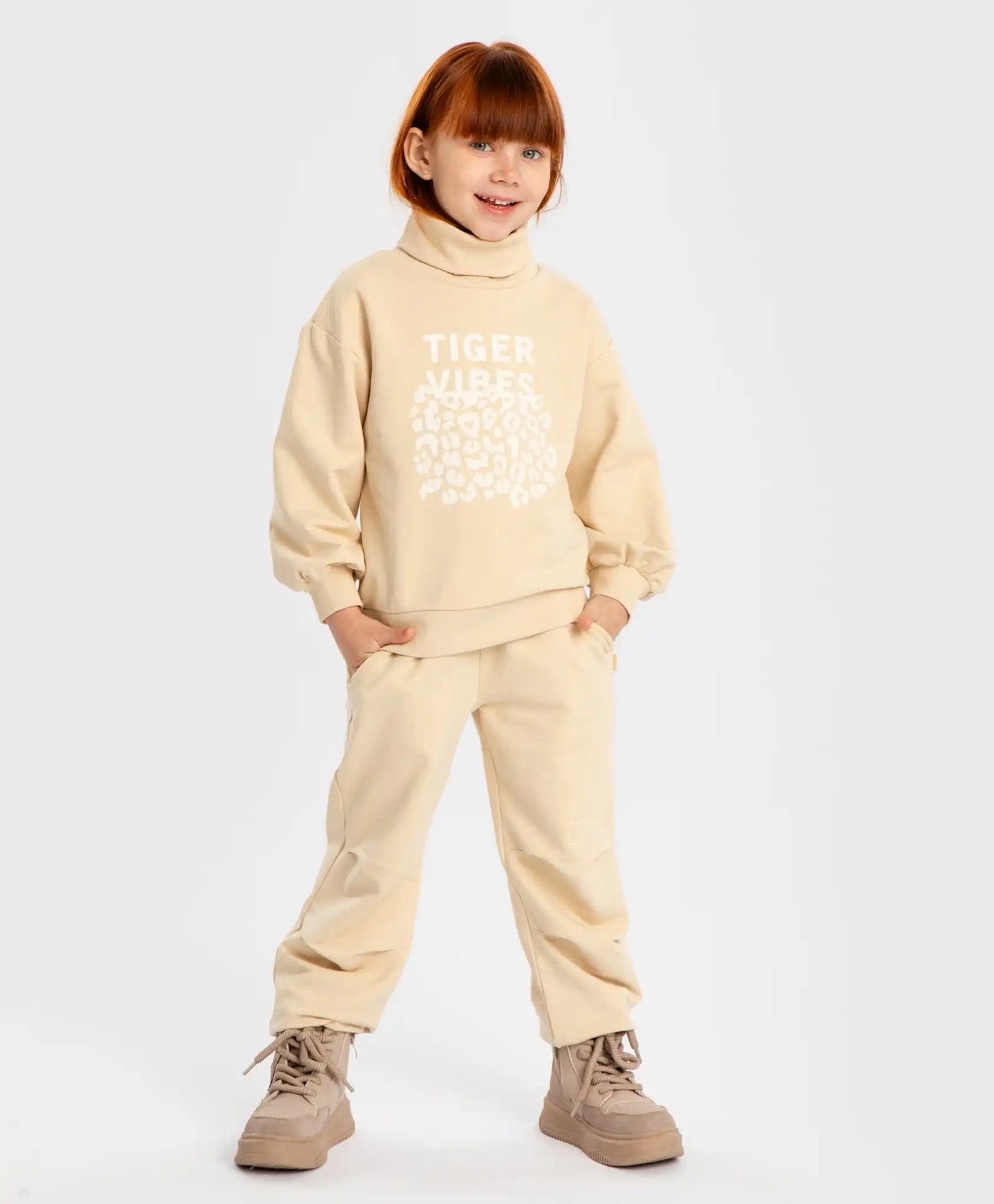 Joggeri cu pliuri la genunchi, talie elastică și imprimeu, bej, pentru fată, Button Blue