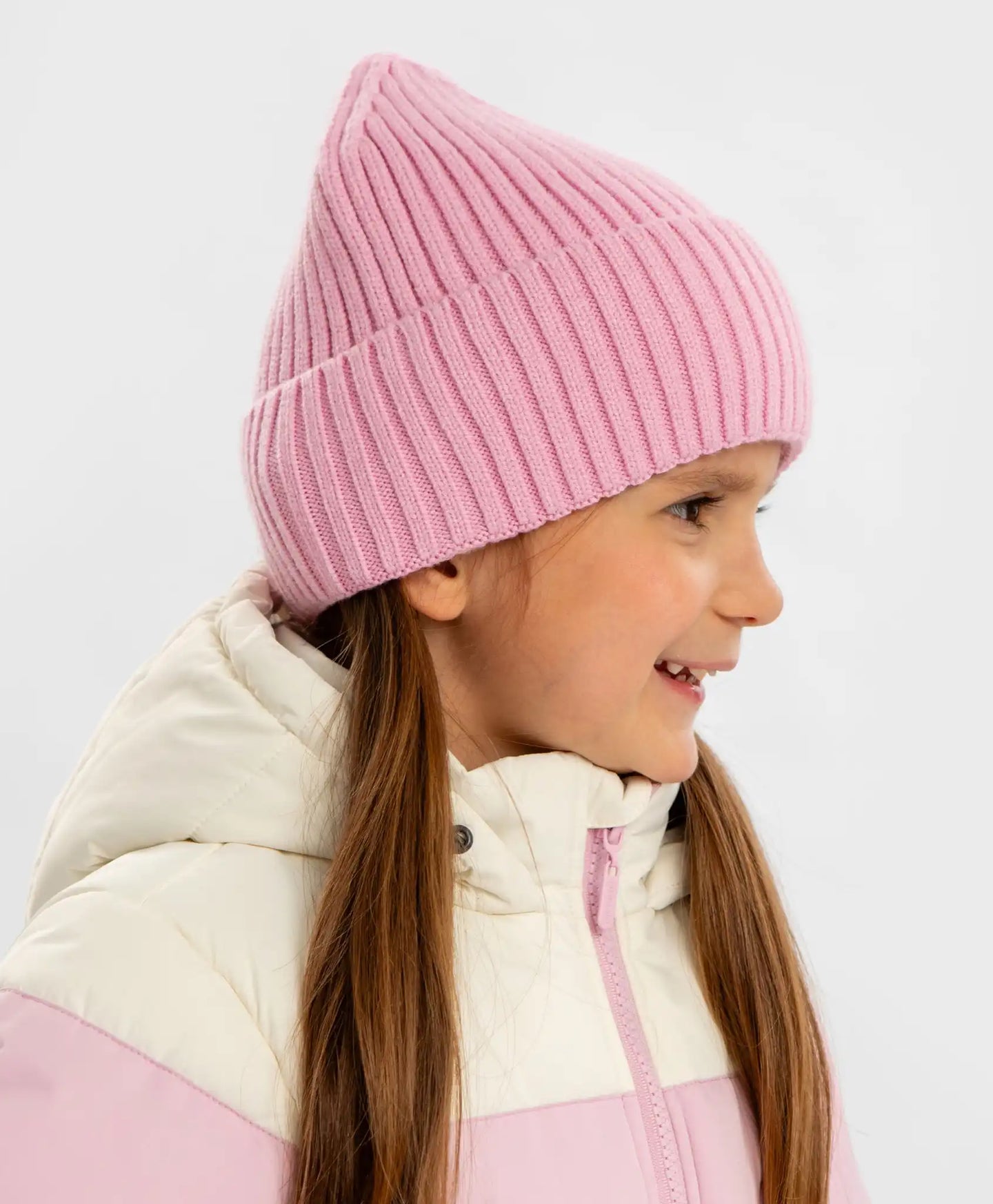 Căciulă tricotată cu tiv roz pentru fetițe Button Blue