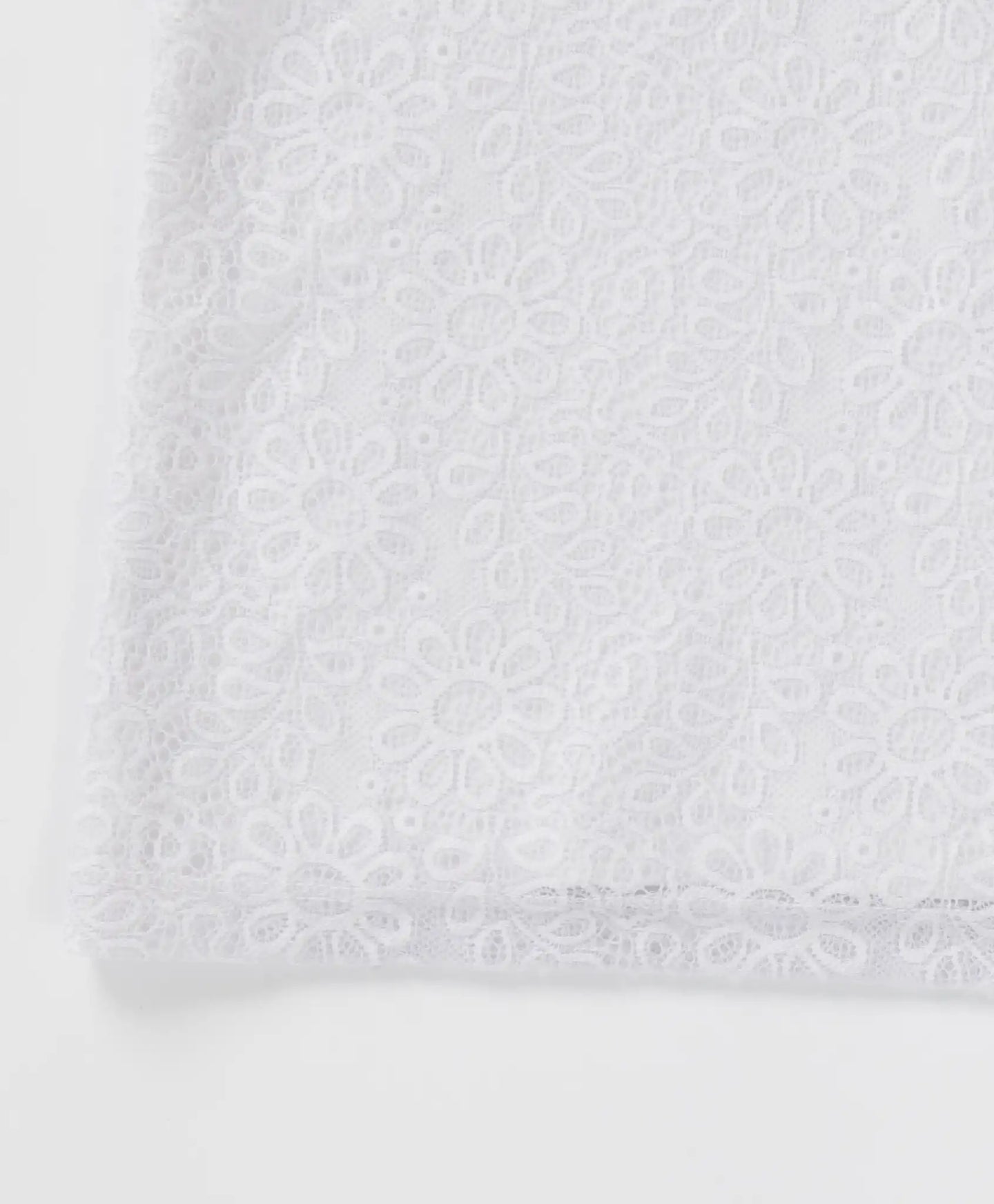 Bluză cu mânecă lungă și dantelă, albă, Button Blue