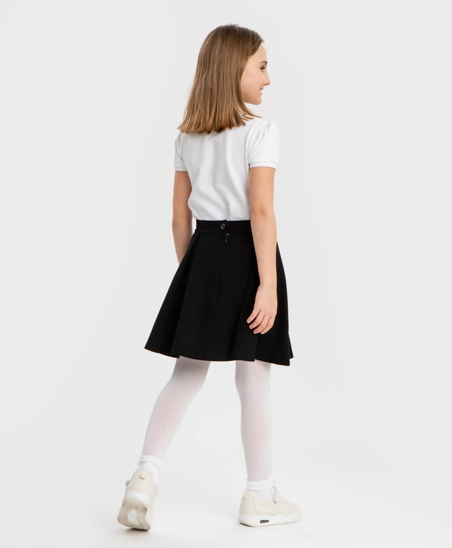 Fustă cu pliuri mari, neagră, Button Blue