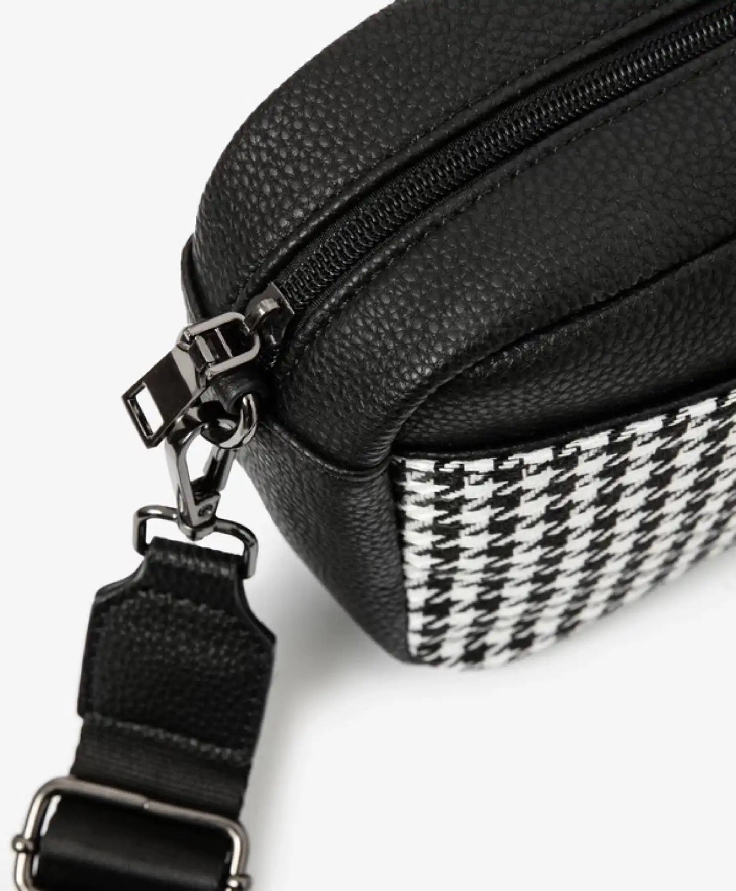 Geantă crossbody cu detalii contrastante, neagră pentru fete Gulliver