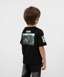 Черна тениска с фотопринт и емблеми Gulliver