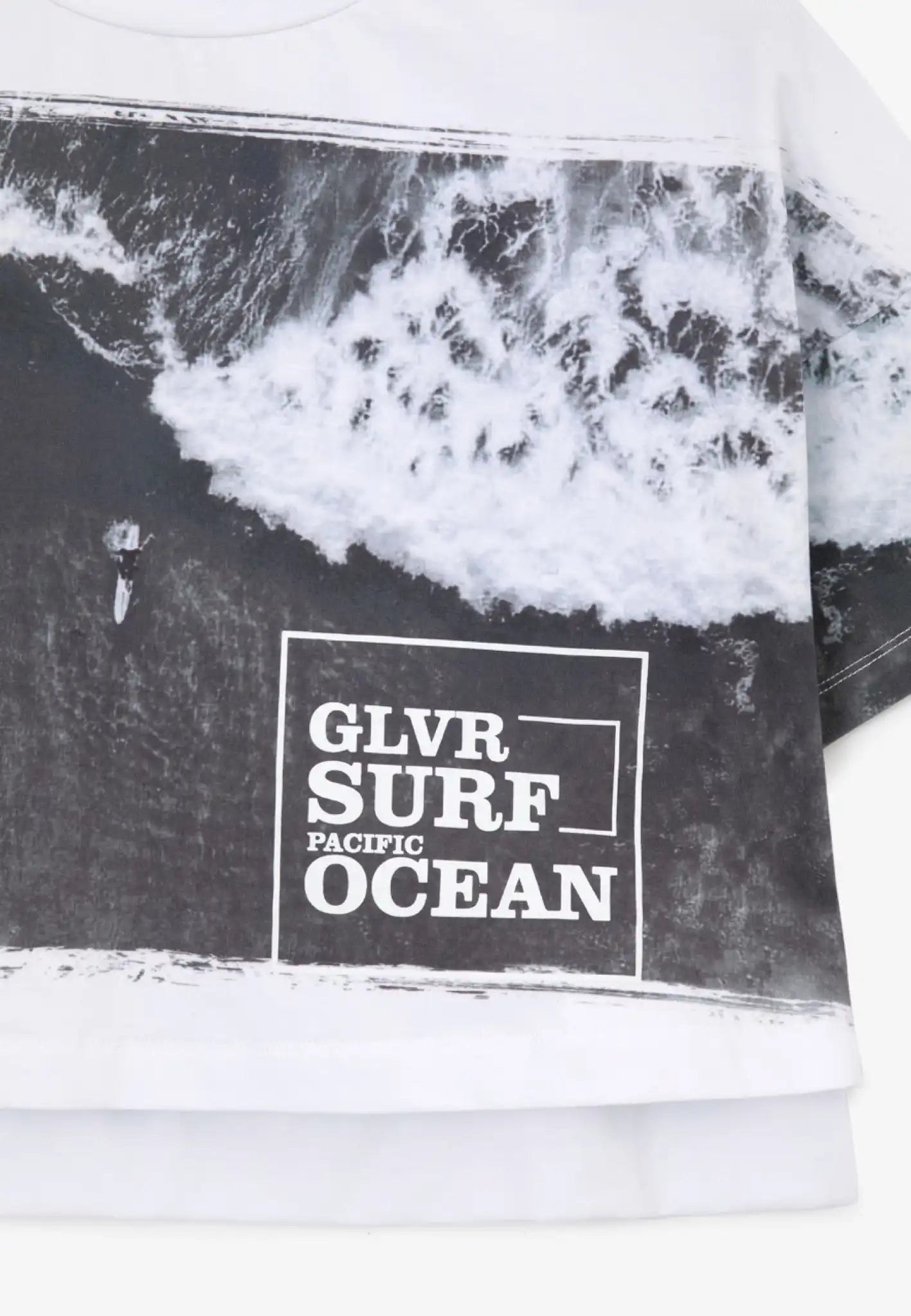 Tricou cu umeri decupați și decor asimetric, alb, Gulliver