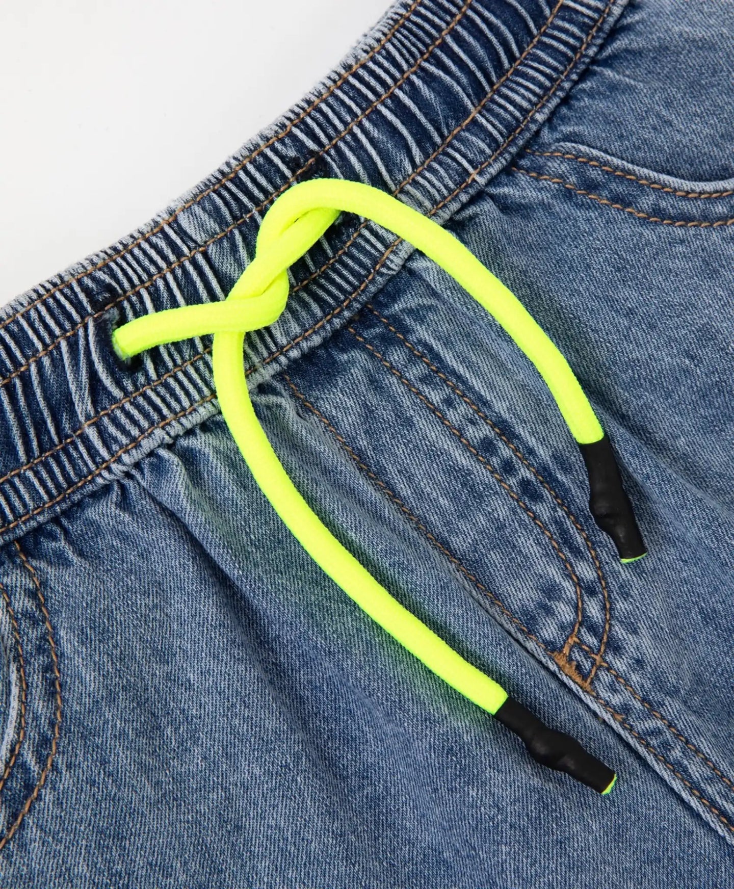 Pantaloni scurți subțiri din denim cu talie elastică – albaștri, Gulliver