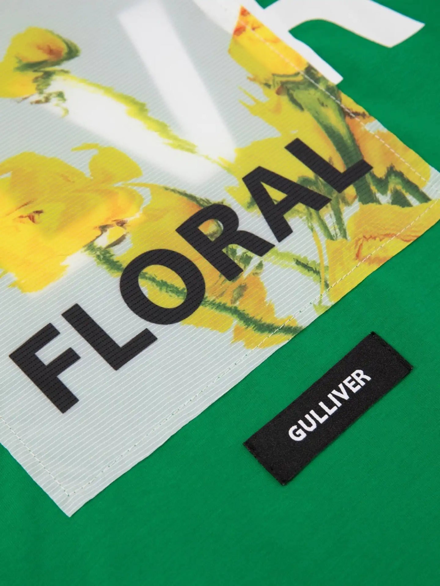 Tricou cu decor original, Gulliver