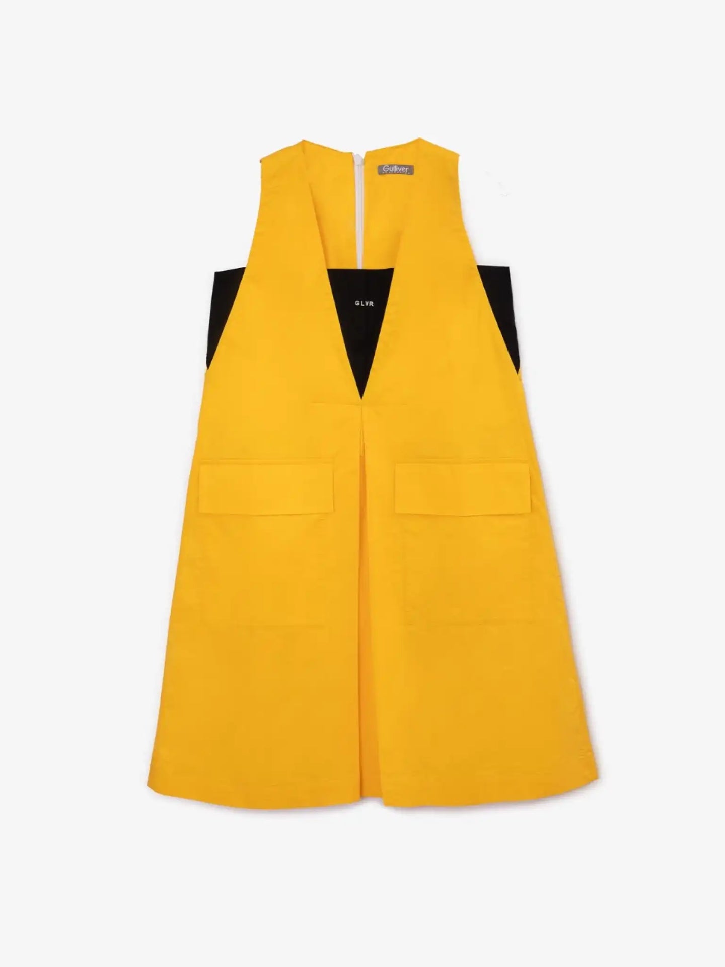 Rochie cu detalii contrastante de la Gulliver