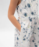 Salopetă albă cu motiv floral din poplin, Gulliver