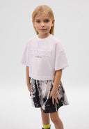 Бяла скъсена тениска с паднала линия на раменете от Gulliver