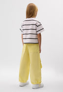 Свободен жълт панталон с колан на ластик от Gulliver