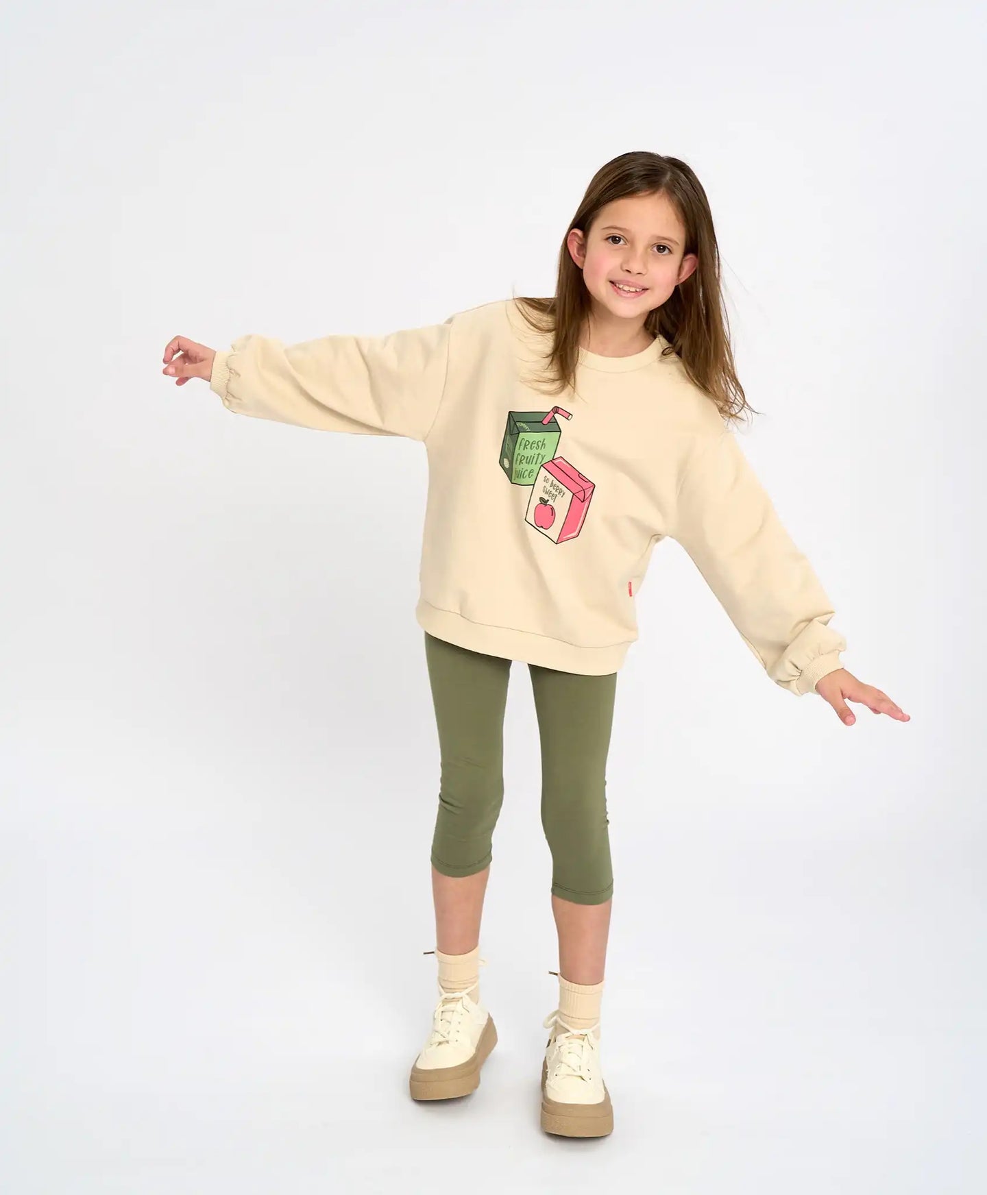 Hanorac oversized pentru copii alb-cremos cu imprimeu Button Blue