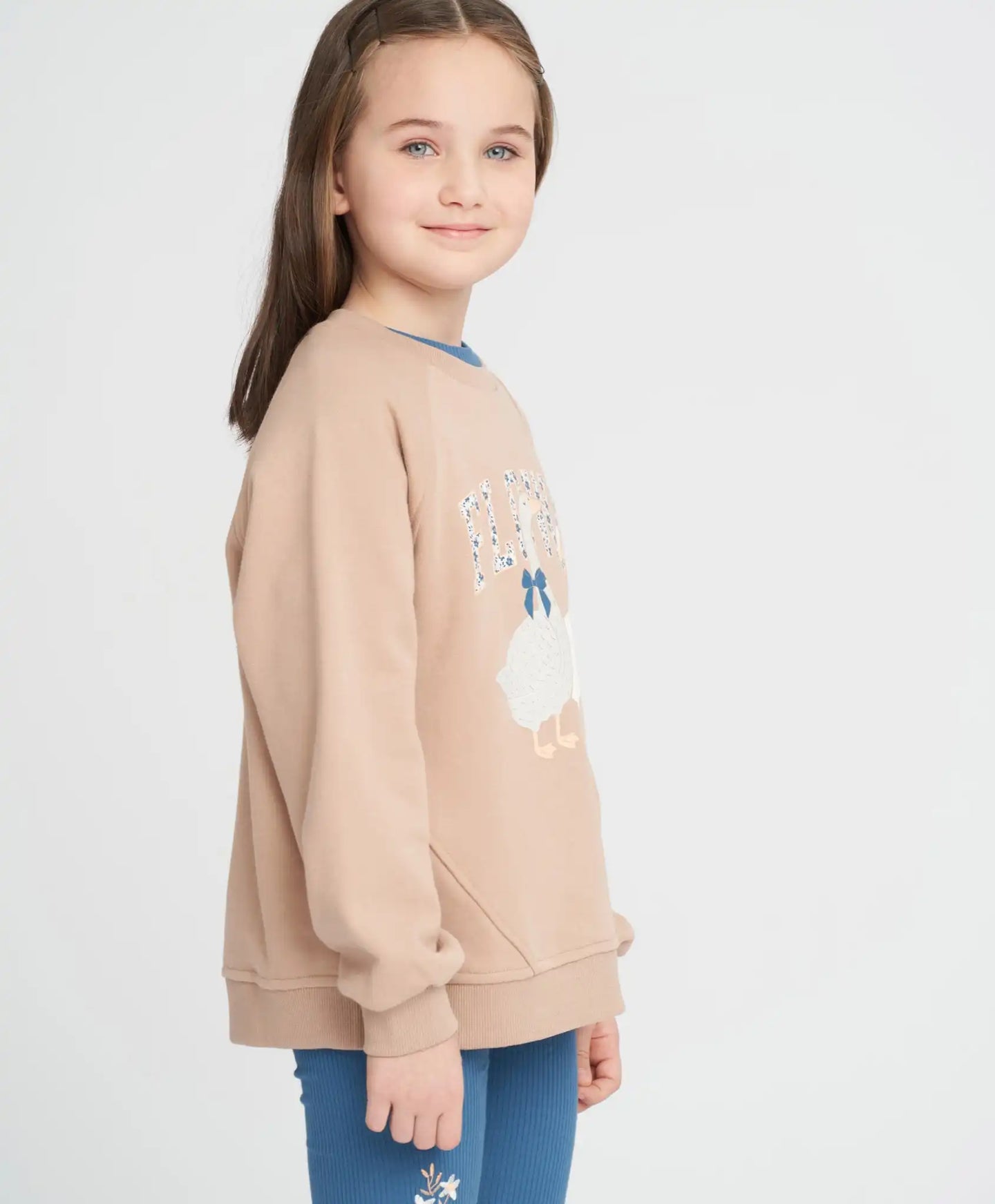 Hanorac pentru fete oversized bej cu imprimeu „Găște” Button Blue