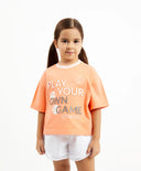 Tricou pentru fetiță oversize cu decor embosat, corai Gulliver.