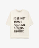 Tricou cu mânecă scurtă pentru băiat, croială liberă cu decor original din fonturi, alb, Gulliver.