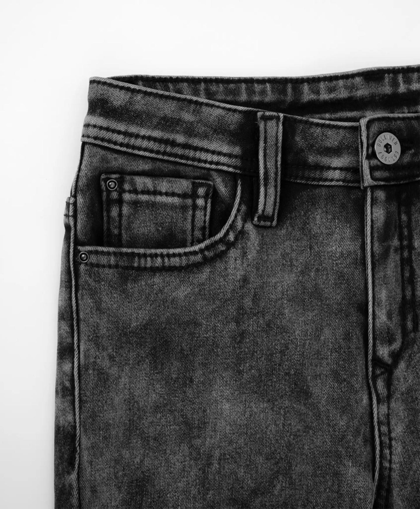 Blugi slim izolați, negri, Gulliver