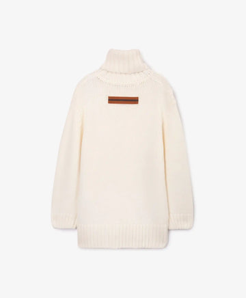 Pulover alb, Gulliver