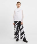 Pantaloni fleece, cu imprimeu alb-negru, pentru fată, Gulliver