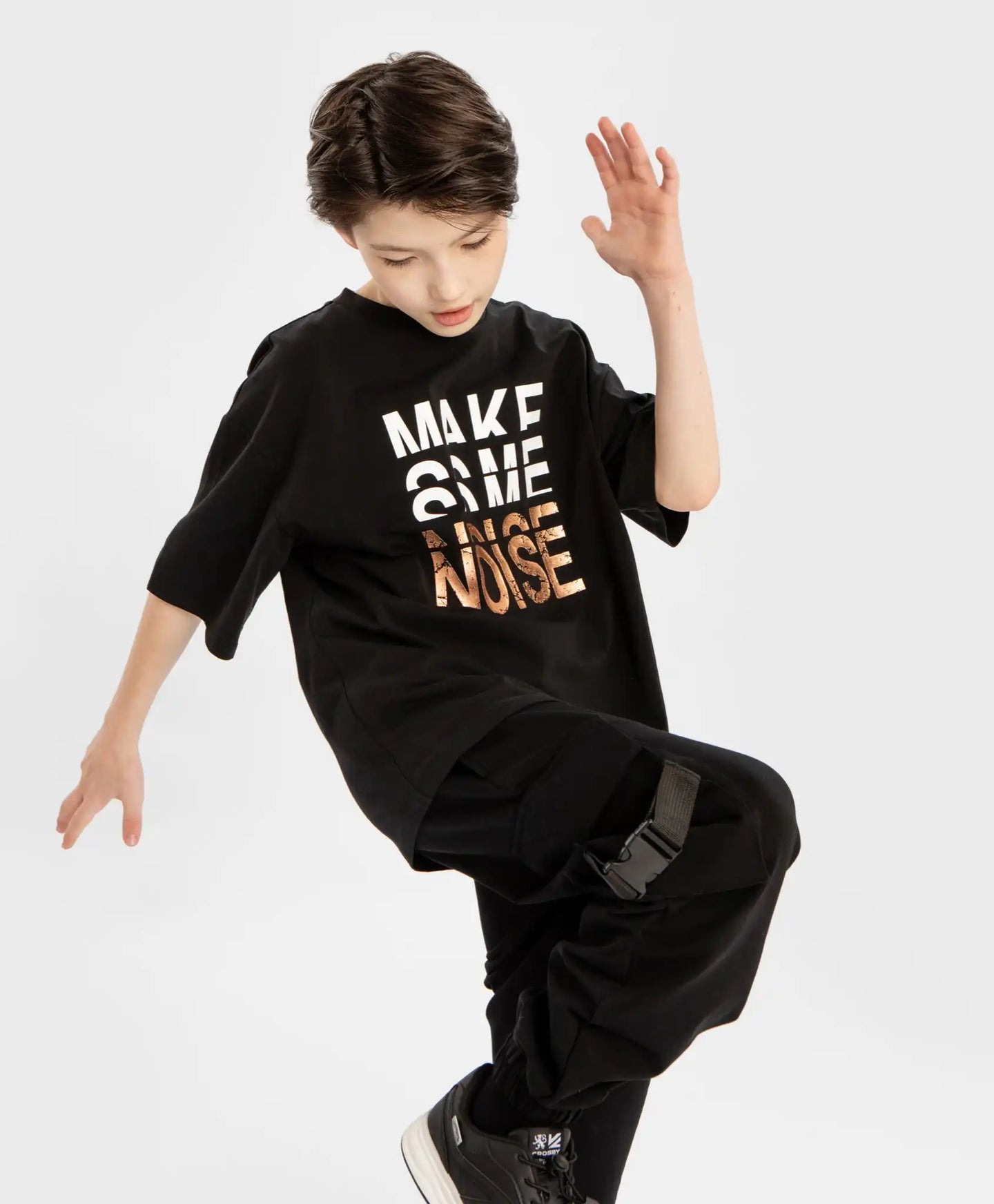 Tricou cu mâneci scurte și imprimeu metalizat negru pentru băieți Button Blue