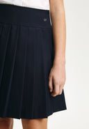 Пола на плисета върху платка от Gulliver